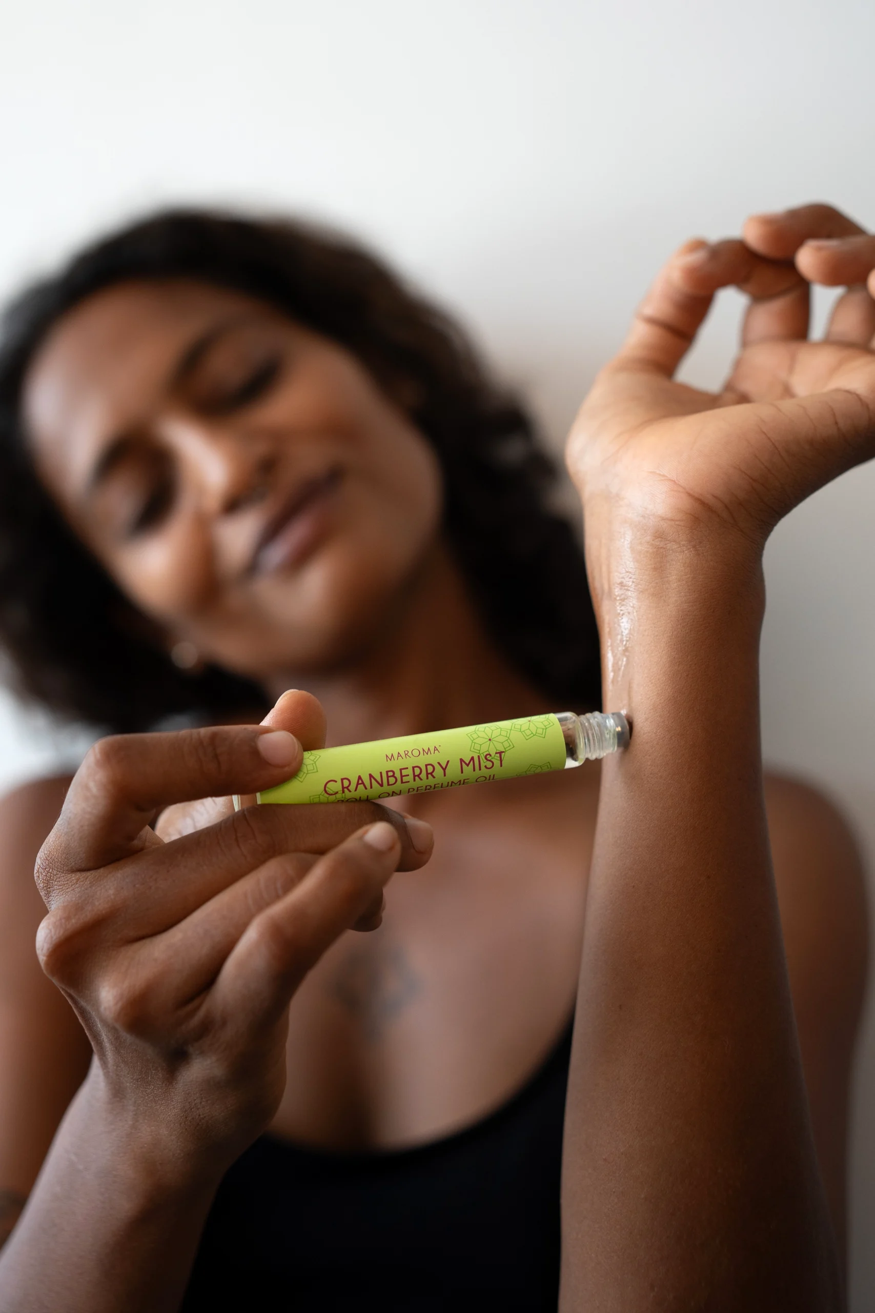 Cranberry Mist Perfume Oil - Image 11