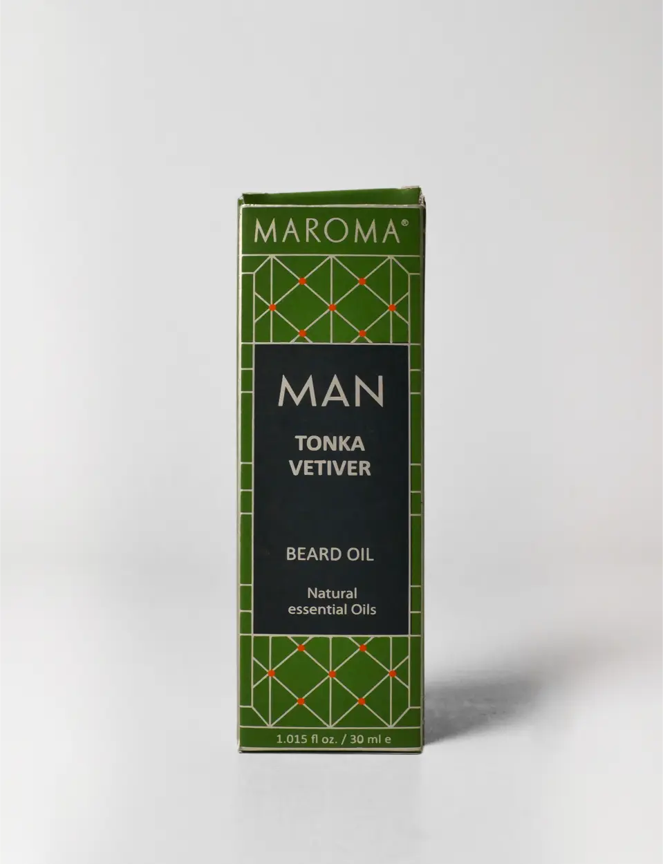 Tonka Vetiver Men’s Beard Oil - Image 3
