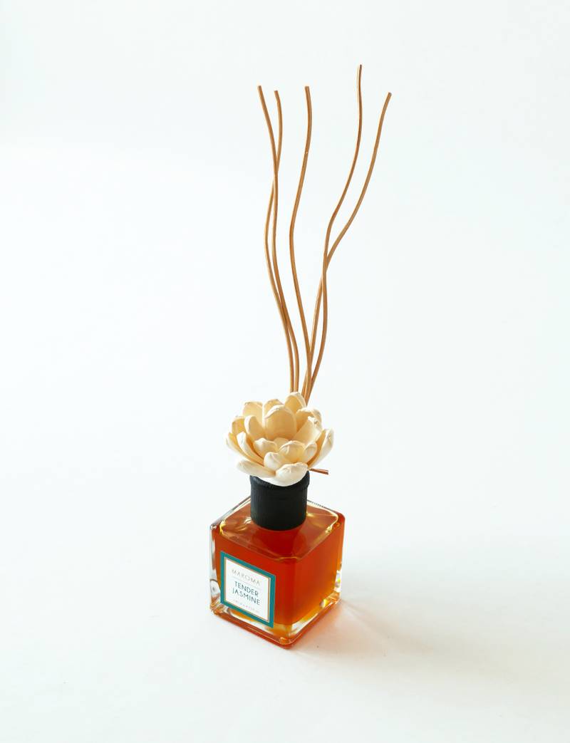 Tender Jasmine Reed Diffuser - Image 3