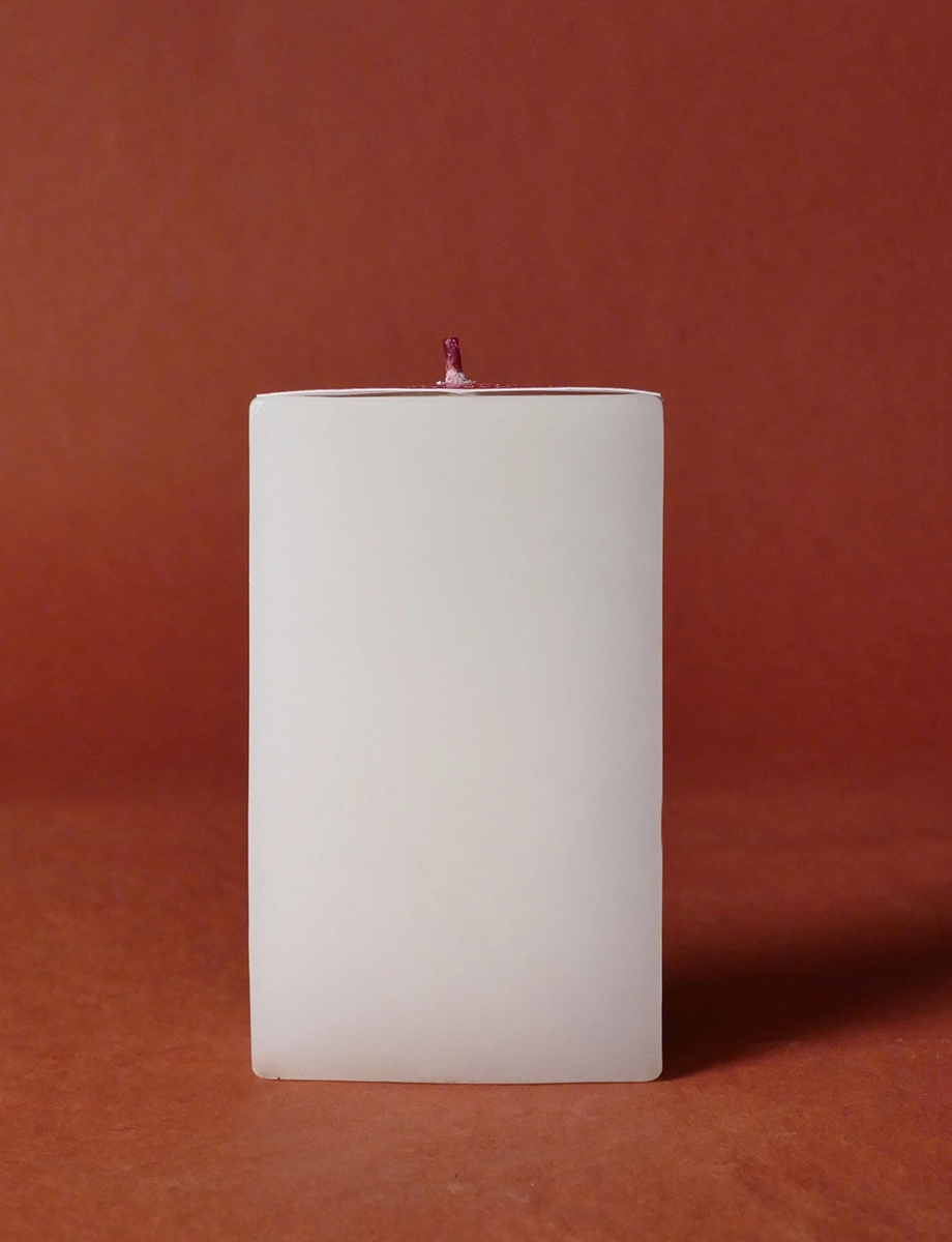 Frosted Pine Scented Candle - 200gms - Image 3