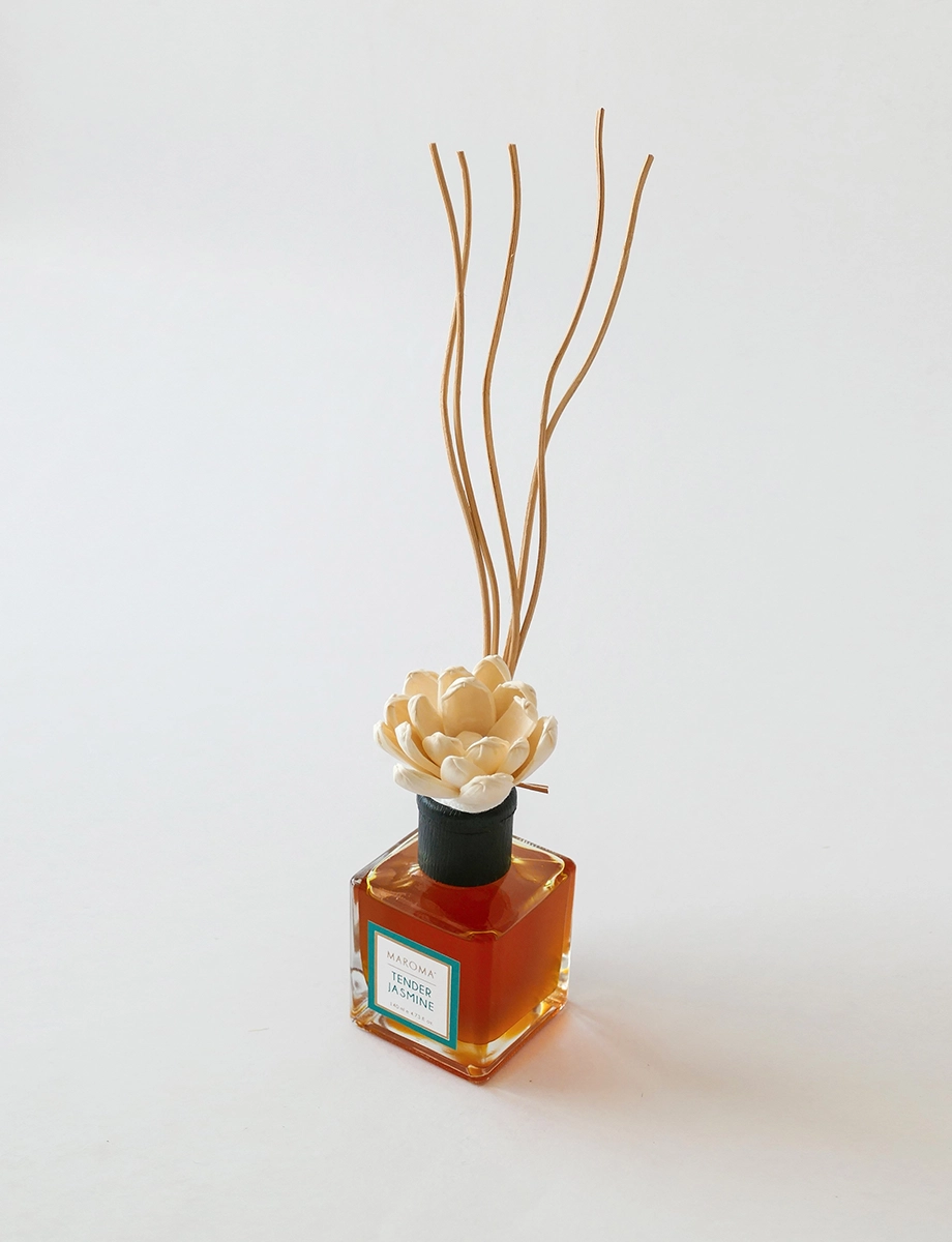 Tender Jasmine Reed Diffuser - Image 2